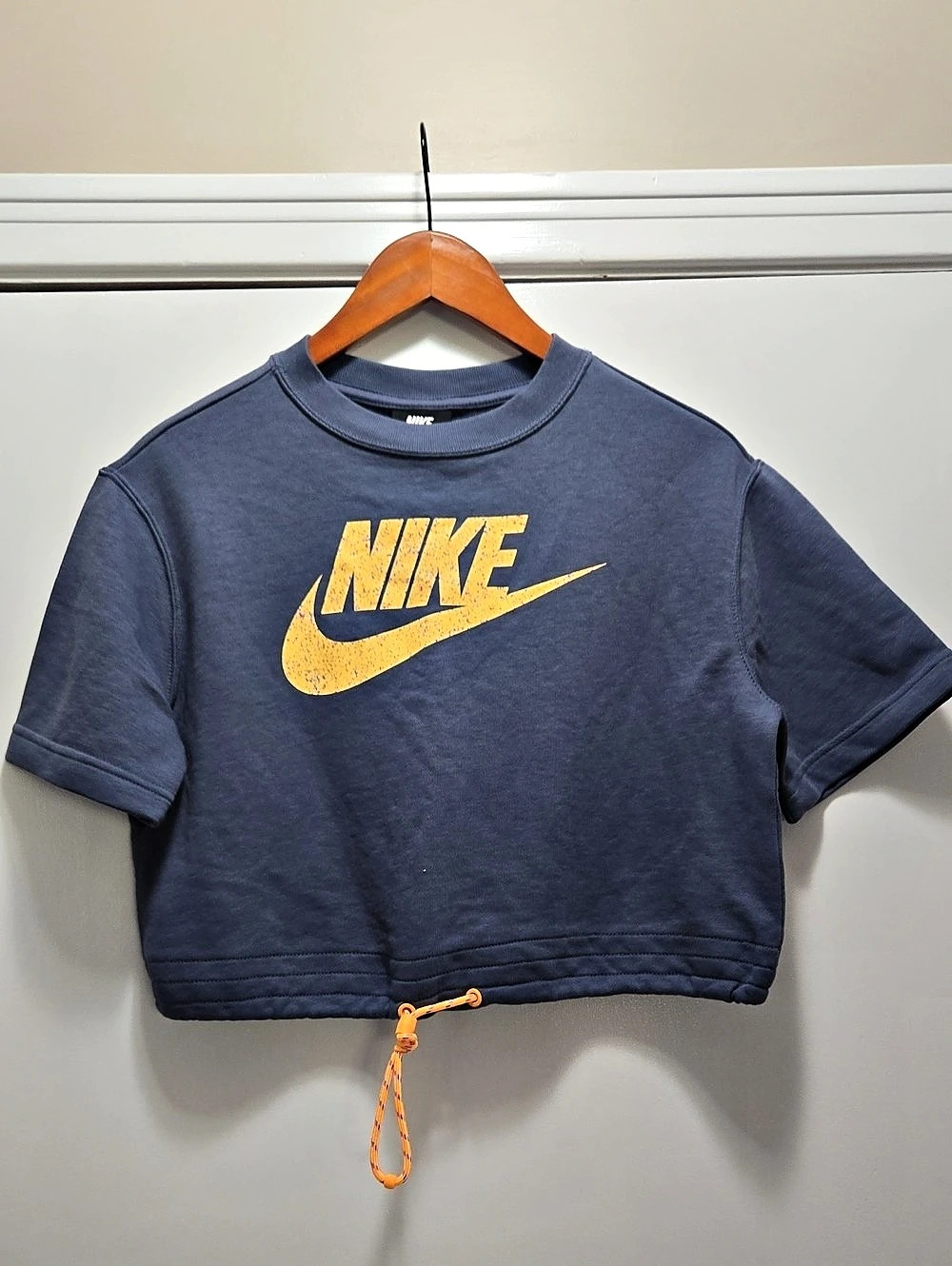 Nike Loose Fit Cropped Sweatshirt in Blue XS NWT